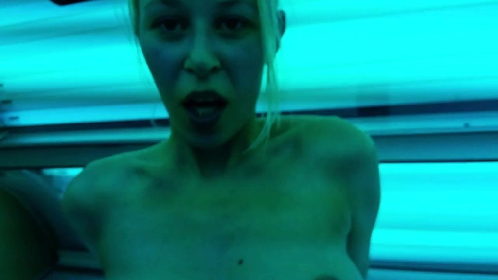 sexy foto nr. 7 von Geiler Fick im Solarium...Psst leise!!