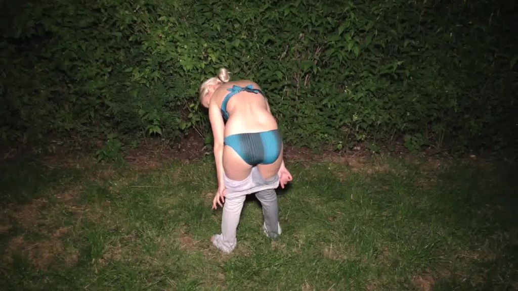 sexy foto nr. 8 von In die Jeans gepisst
