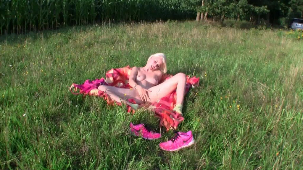 sexy foto nr. 6 von Erstes mal Outdoor Dirtytalk