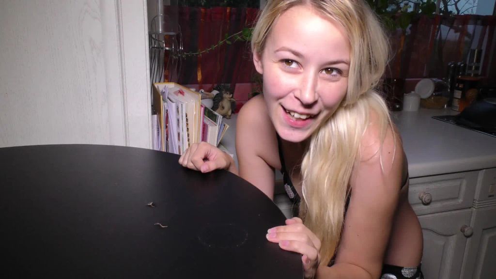 Geiler Dildo Blowjob und reiten