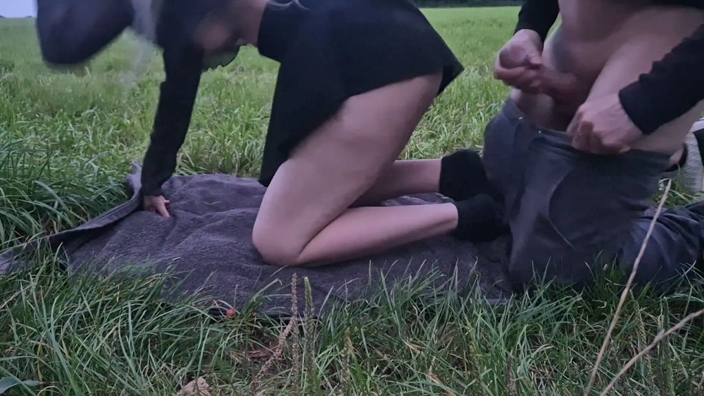 sexy foto nr. 6 von Schön Outdoor Gef**ckt und erwischt worden!