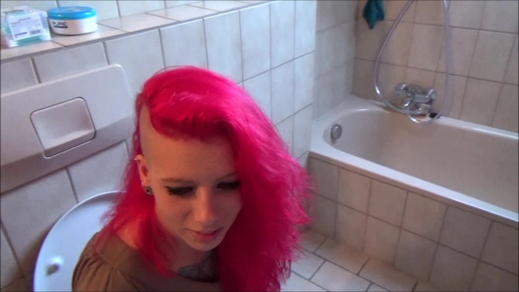 sexy foto nr. 3 von Vom Stiefvater gefickt mit geilen Creampie