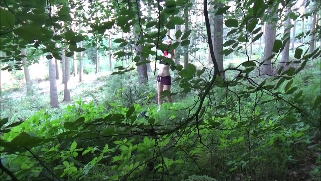 sexy foto nr. 2 von Im Park gefingert + SQUIRT Orgasmus - Voyeur schaut zu