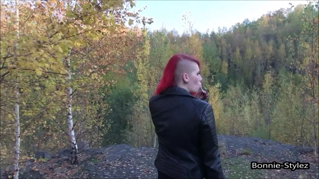 sexy foto nr. 3 von Herbstfick vom Fremden im Wald