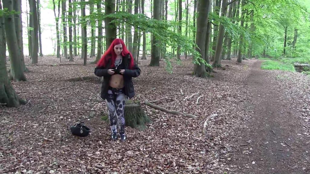 sexy foto nr. 3 von Wald Piss an der NL Grenze