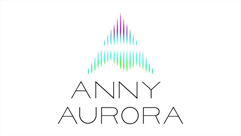 sexy foto nr. 2 von Anny Aurora Sexy Couch