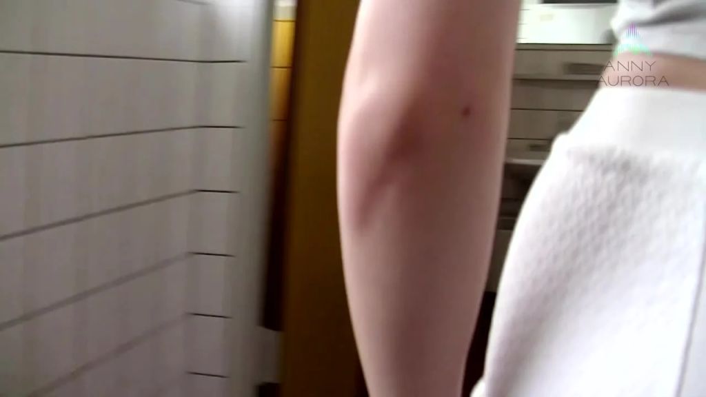 sexy foto nr. 2 von Männerklo! PUBLIC Piss!