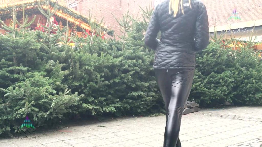 sexy foto nr. 2 von Public Weihnachtsblasen EXTREM!