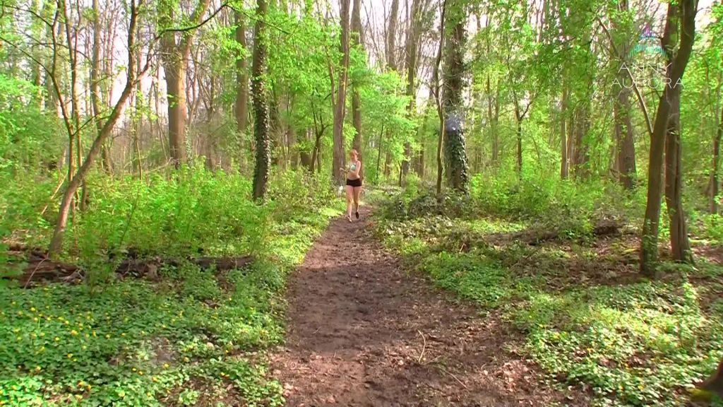 sexy foto nr. 1 von PISS Pause beim Joggen