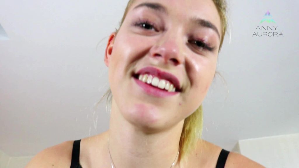 sexy foto nr. 1 von Cuckold Geschenk - Mein Lover fickt mich! | Anny Aurora