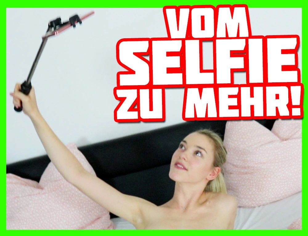 Beim Selfie machen, hart gefickt! | Anny Aurora