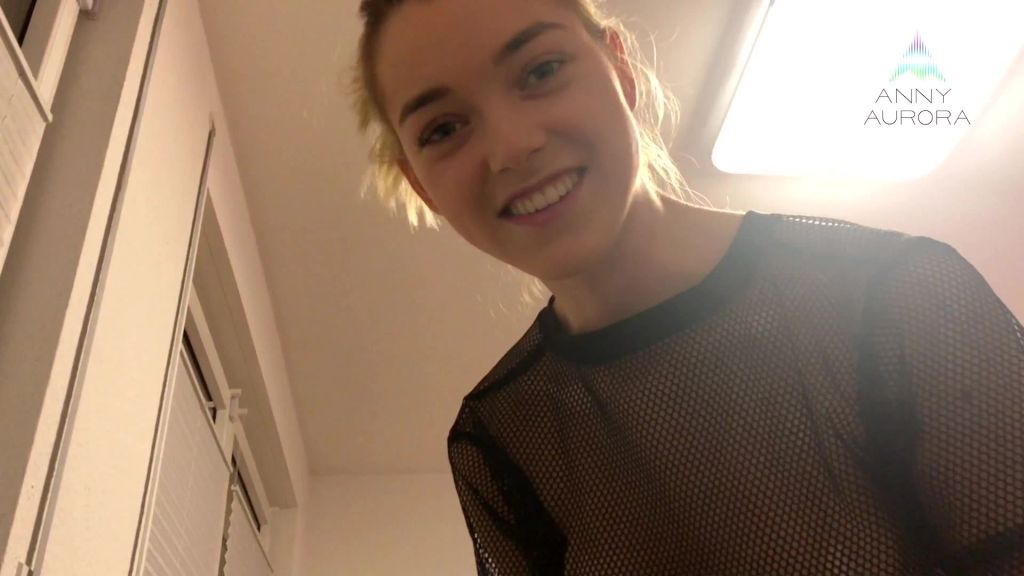 sexy foto nr. 3 von Wehrlos gefickt! Dein Schwanz für AO Creampie!