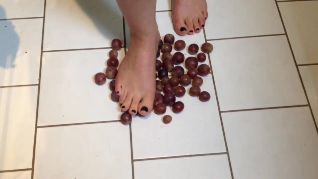 sexy foto nr. 5 von Weintrauben zerlatscht