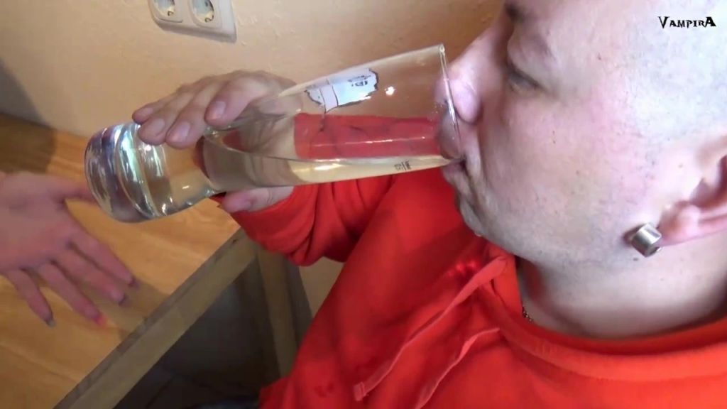 sexy foto nr. 8 von Pisse verleiht Flügel