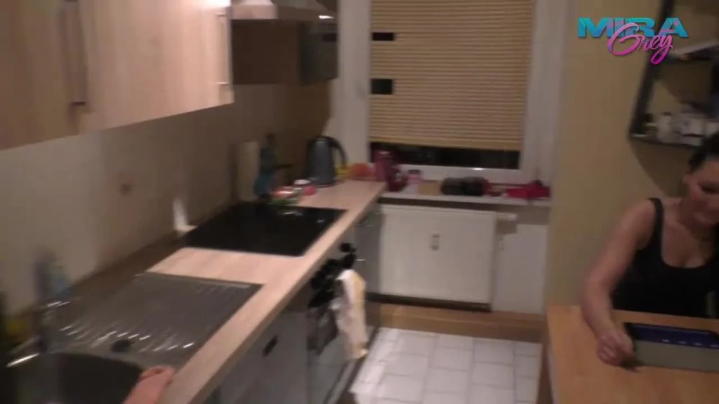 sexy foto nr. 1 von STRAFE! Trocken in den Arsch gefickt