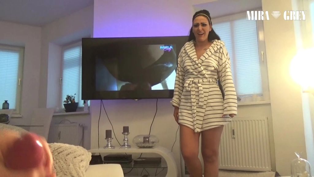 sexy foto nr. 2 von Erwischt! Freund der Schwester ..
