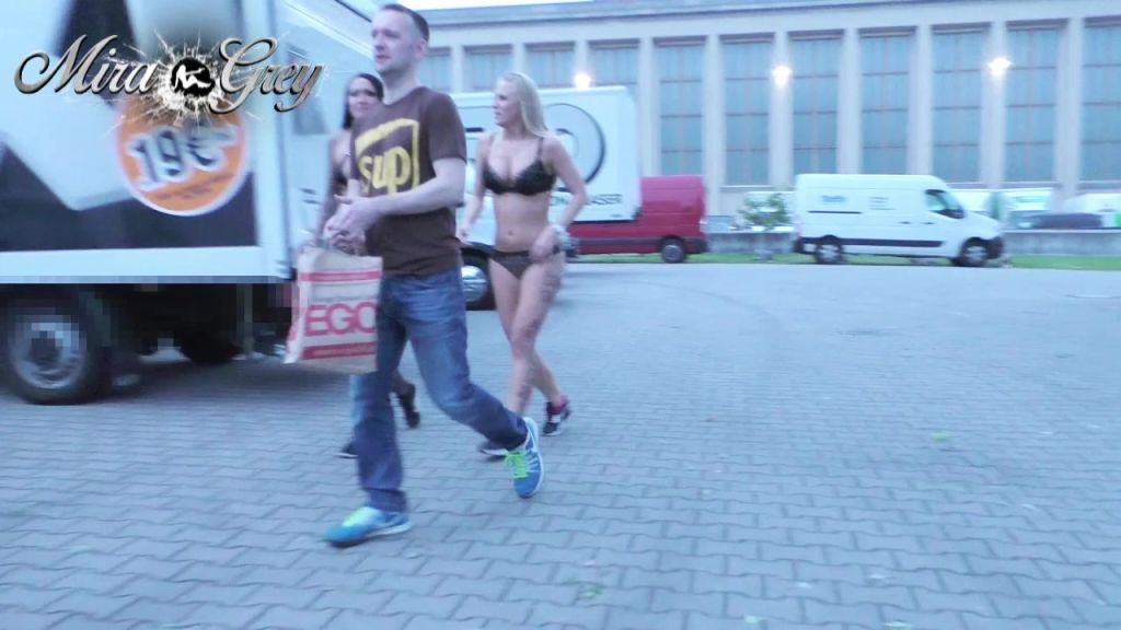sexy foto nr. 4 von Hopp oder Top? In Pisse ersoffen !! PUBLIC Wahnsinn