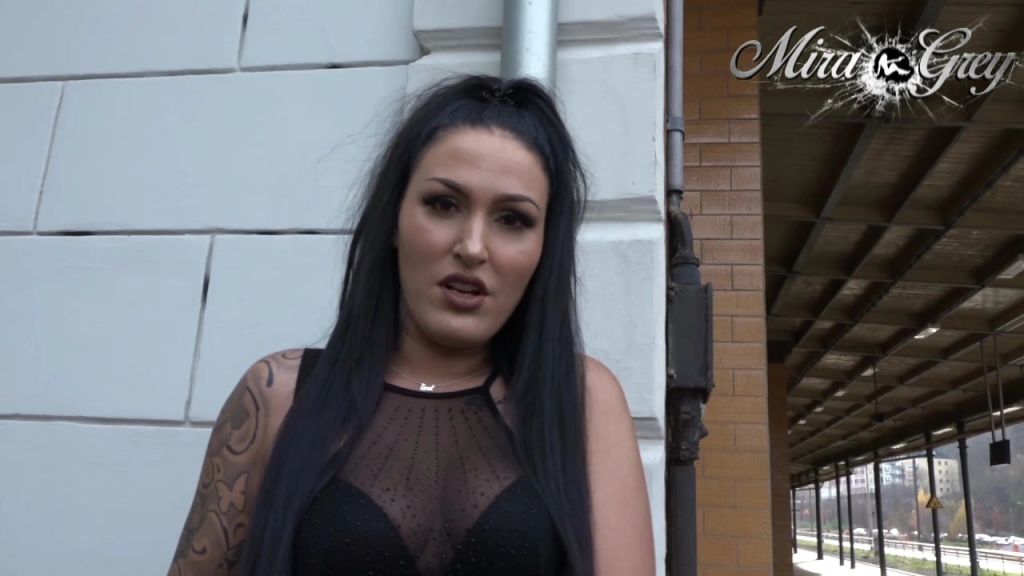 sexy foto nr. 7 von Public Dirty Talk PREMIERE - Bahnhofsschlampe!