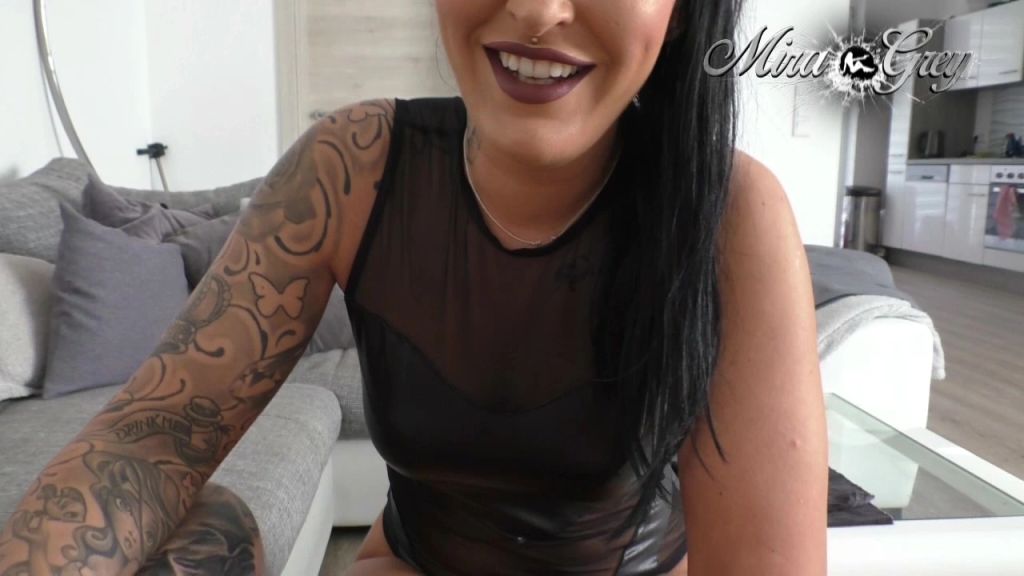 sexy foto nr. 2 von die perfekte Frau! Bier Ficken und in die Fresse spritzen!