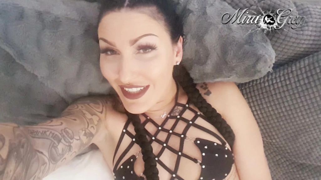 sexy foto nr. 10 von Mira Grey sagt