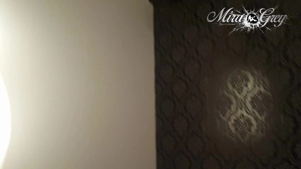 sexy foto nr. 10 von Lackstiefel PISS in dein Gesicht!
