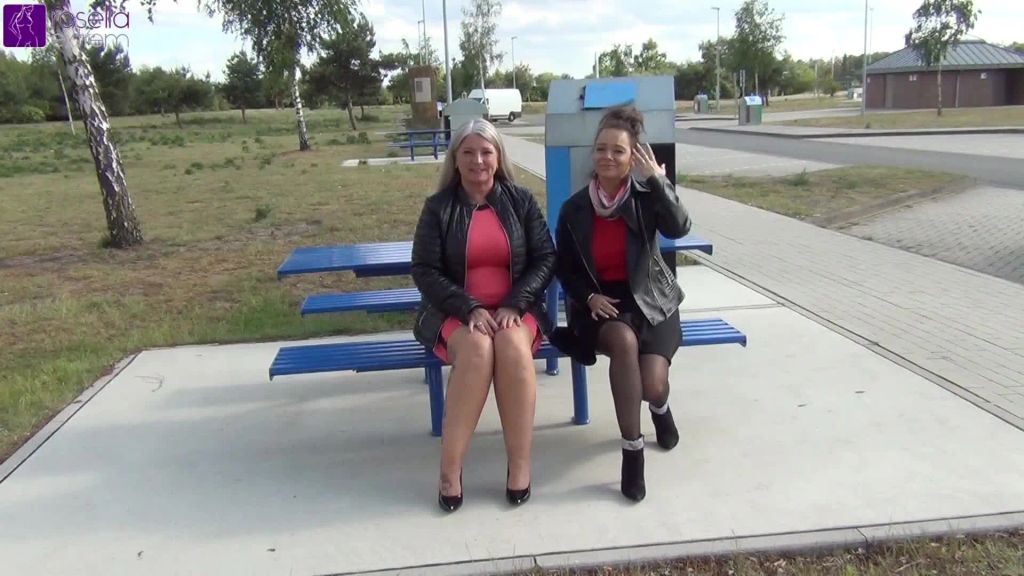 Geiler Public Outdoor Piss, von Priscilla und Rosella!