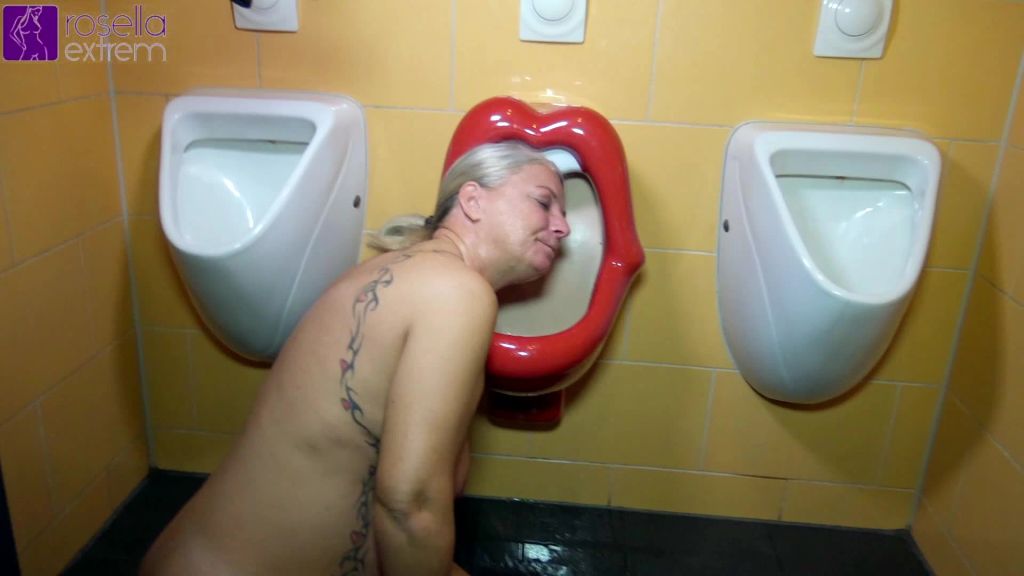 sexy foto nr. 5 von Perverse Männerhorde benutzt mich als Urinal im Herrenklo!2