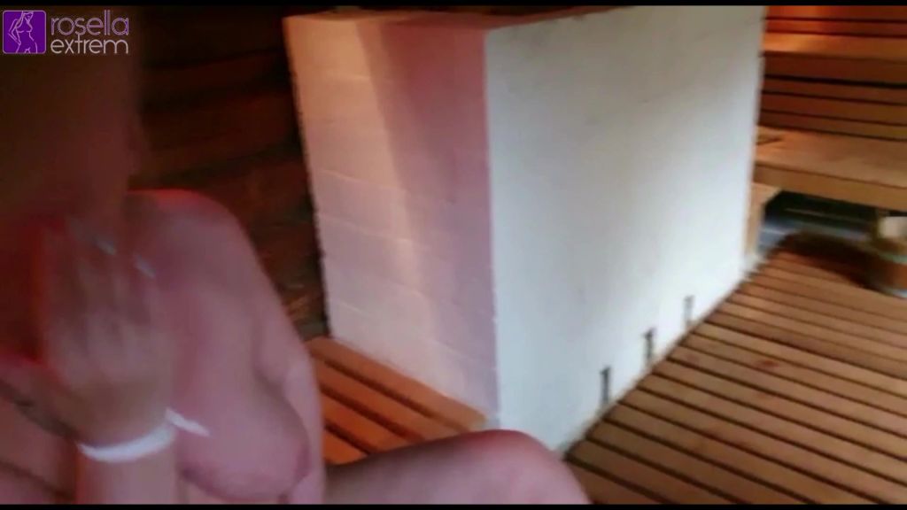 sexy foto nr. 3 von Public Sauna-Piss und Pisse-Aufguss Revival!