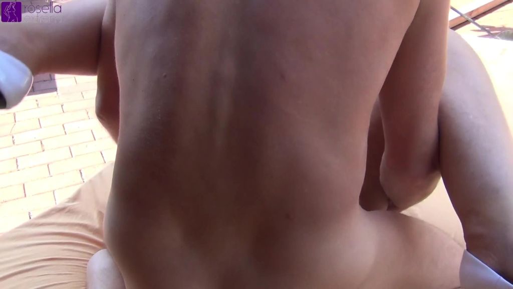 sexy foto nr. 3 von Cuckold musste im Urlaub meine besamte Fotze sauber lecken!