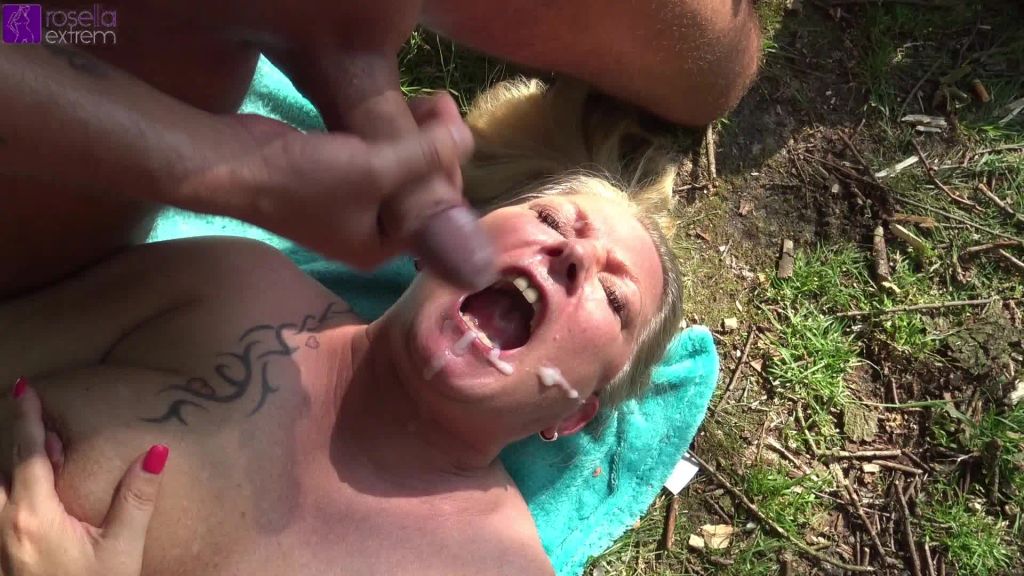 sexy foto nr. 10 von Geiler Jungschwanz fickte mich öffentlich an einem Badesee!