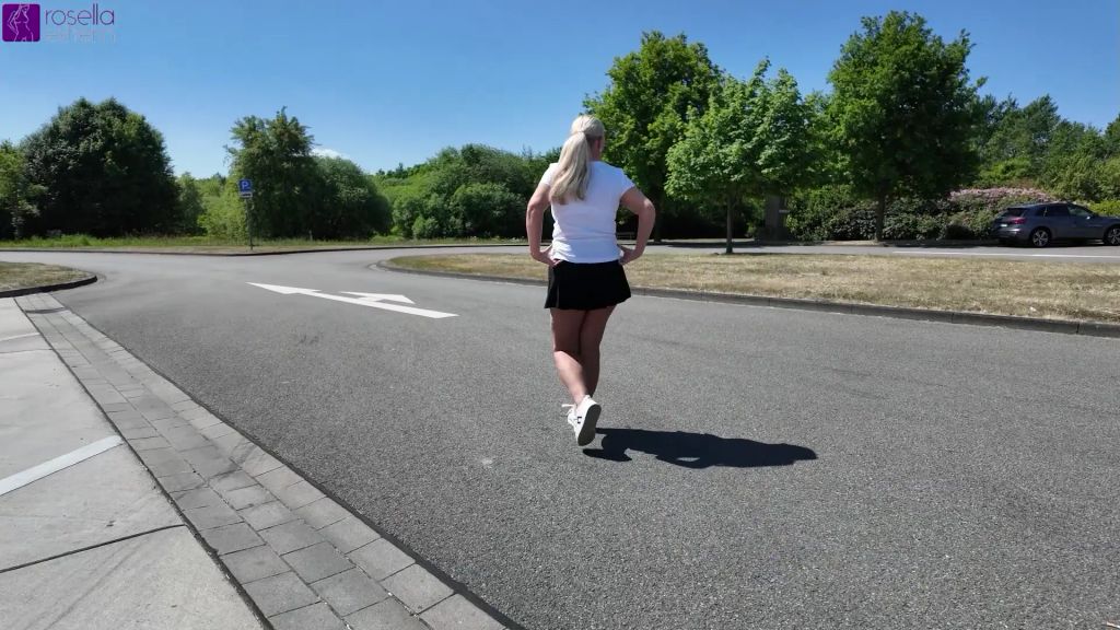 sexy foto nr. 2 von Public AO-Fremdfick mit Creampie auf einem Rastplatz! Teil 1