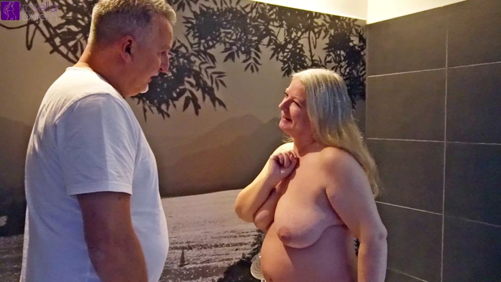 sexy foto nr. 5 von Dirty-Tina und ein Sauna-Besucher pissten mir in den Mund!