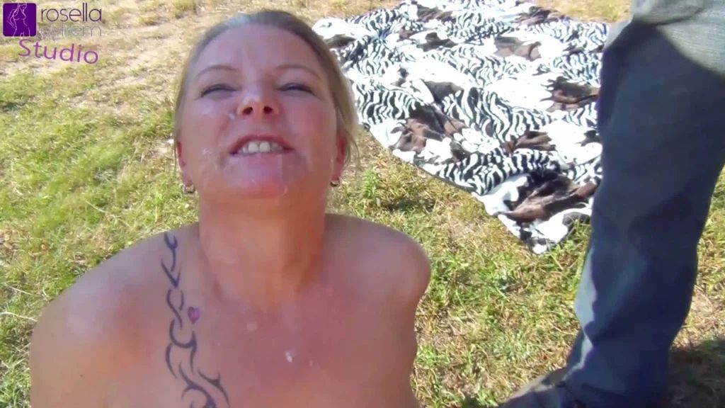 sexy foto nr. 9 von Als Fick- Blas- und Schluck-Schlampe, für jeden an einem See
