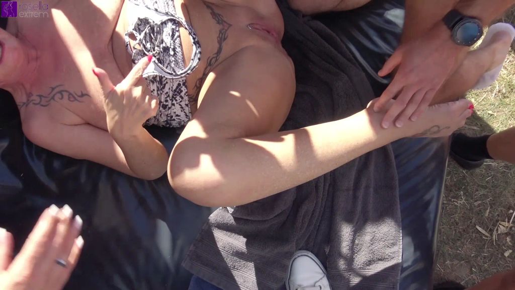 sexy foto nr. 2 von Die GangBang Fotzen! 3 Sperma-Schlampen werden vollgepump! 9