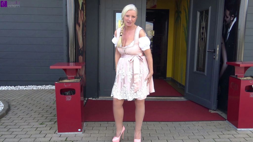Mein XXL- Sperma-Anstich in nem Pornokino in Bayern! Teil 1
