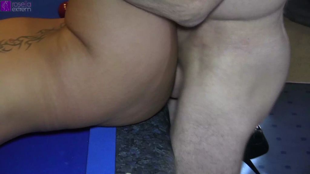 sexy foto nr. 5 von Public: AO-Orgie im Billardcafe! 3 Mädels wurden....Teil 3