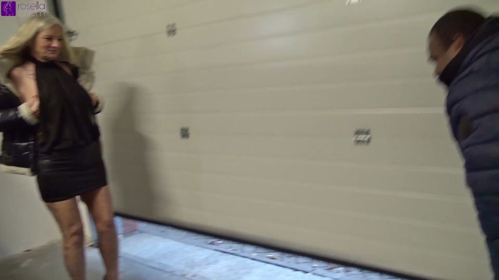 sexy foto nr. 2 von Ich wurde beim Tanken angesprochen und....Full Movie