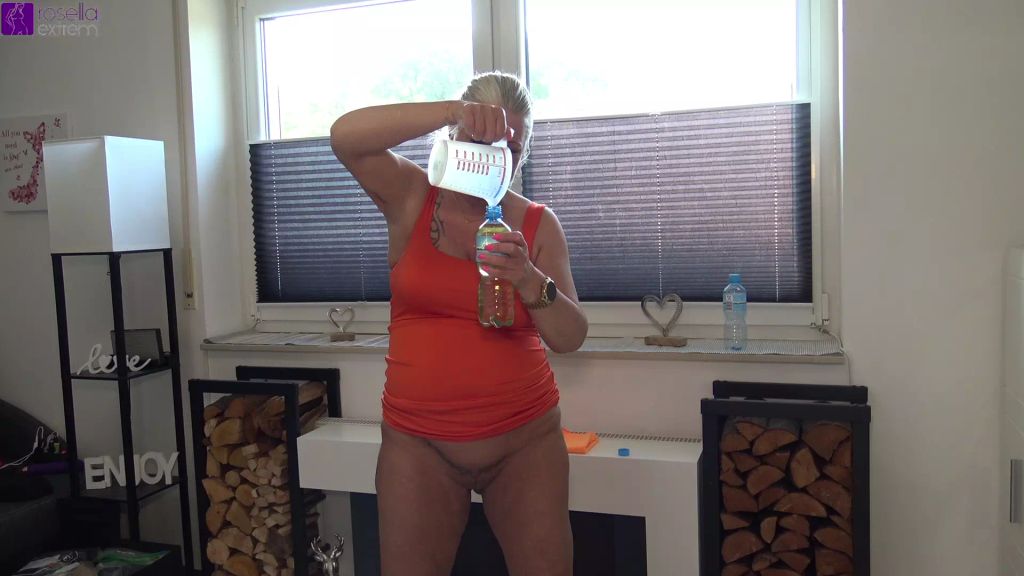 sexy foto nr. 7 von Pipi-Versand für meinen Fan Olaf! Making of! Teil 2