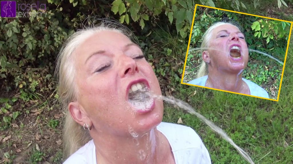 sexy foto nr. 10 von Mega Piss-GangBang! 25 Männer pissen mir Outdoor ins Maul! 2