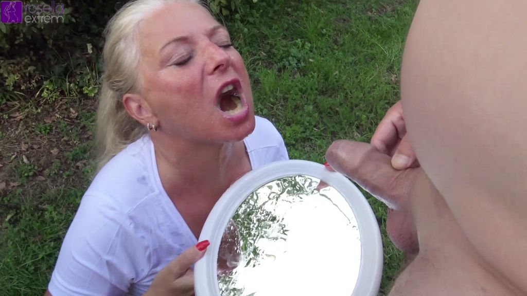 sexy foto nr. 3 von Mega Piss-GangBang! 25 Männer pissen mir Outdoor ins Maul!FM