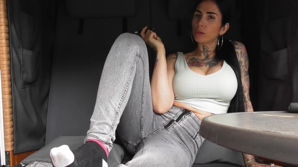 sexy foto nr. 2 von LOSER werden ignoriert!