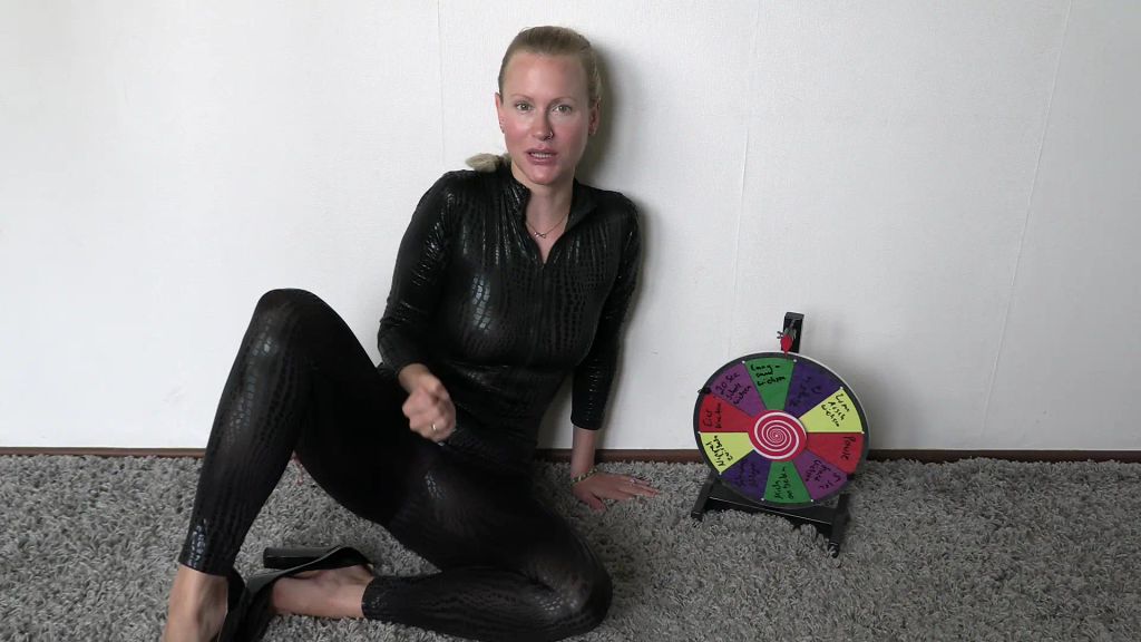 sexy foto nr. 4 von Spiel mit mir, Sklave!