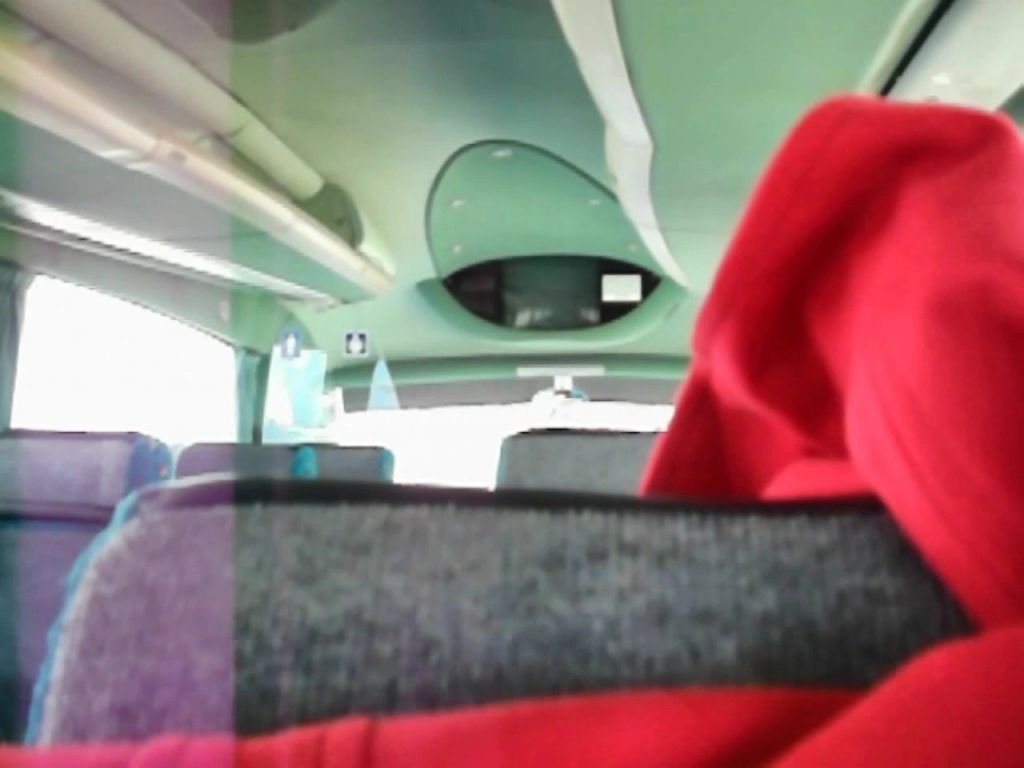 sexy foto nr. 4 von Mitten im Bus!!!