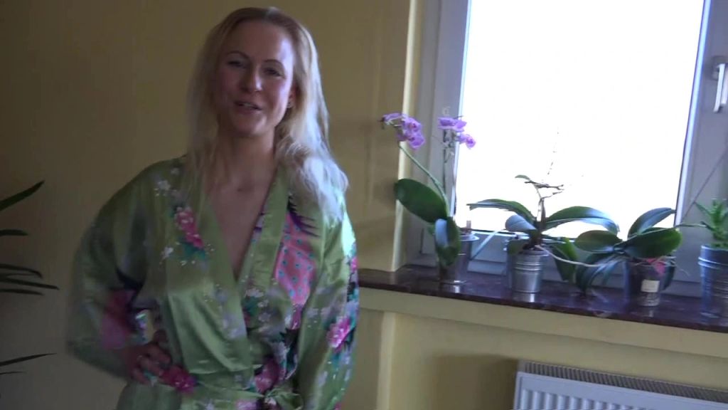 sexy foto nr. 2 von Tabubruch-meinen Stiefbruder entjungfert