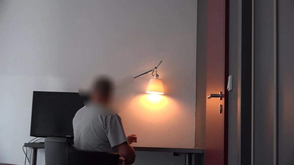 sexy foto nr. 1 von Beim Wichsen erwischt!
