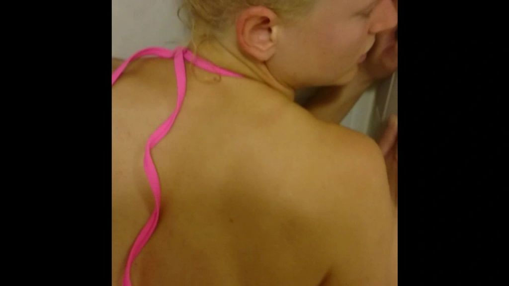 sexy foto nr. 7 von Public AO im Schwimmbad