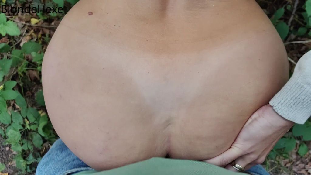 sexy foto nr. 8 von PUBLIC! Geile Joggerin erkannt und gefickt!