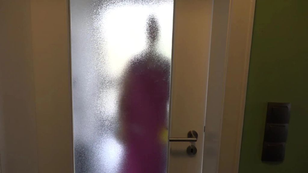 sexy foto nr. 1 von Geile Putzfrau druchgefickt
