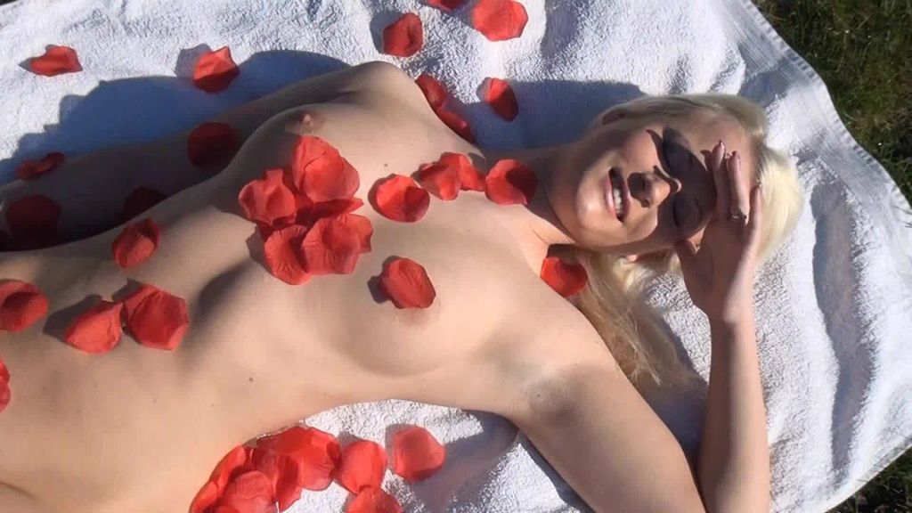 sexy foto nr. 2 von Vom Vater meiner Freundin gefickt