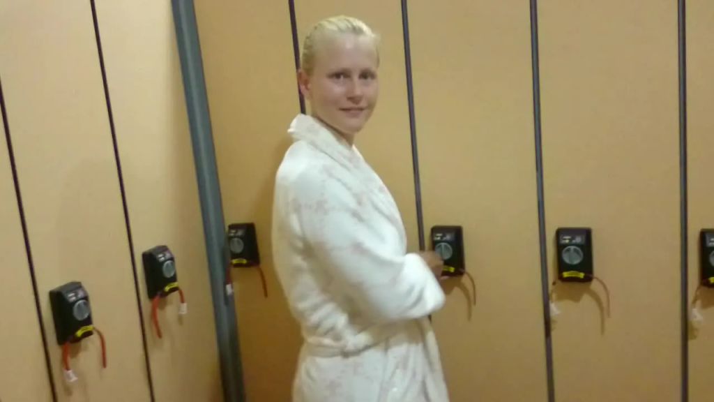 sexy foto nr. 1 von Dreister geht nicht! Im Schwimmbad gefickt!